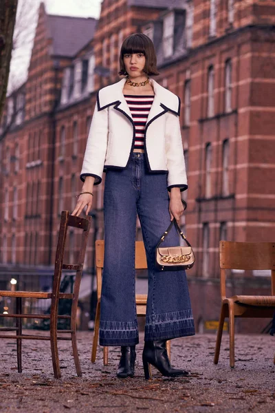 Look 2